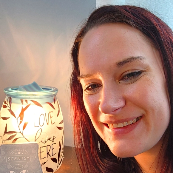 Meet your Posher, Kyle - Picture 1 of 1